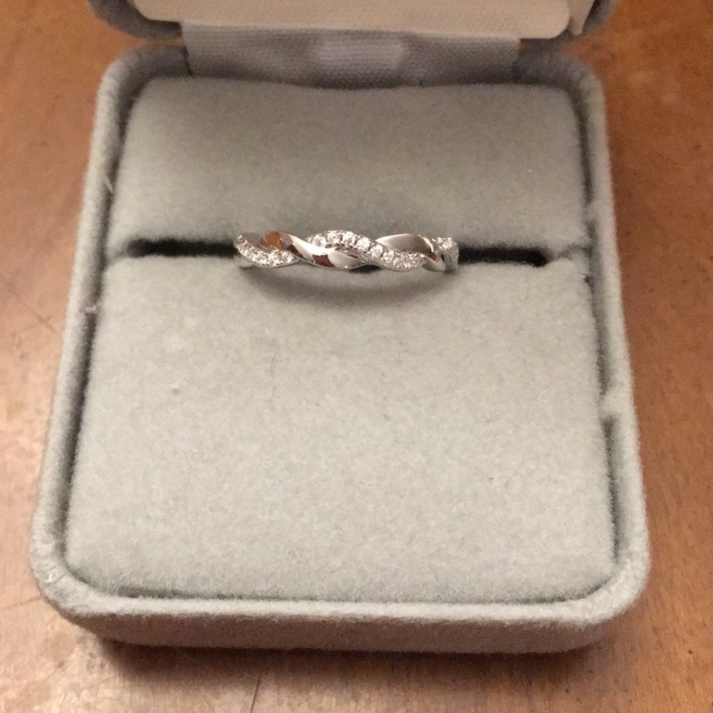 STERLING SILVER AND CZ BRAIDED RING